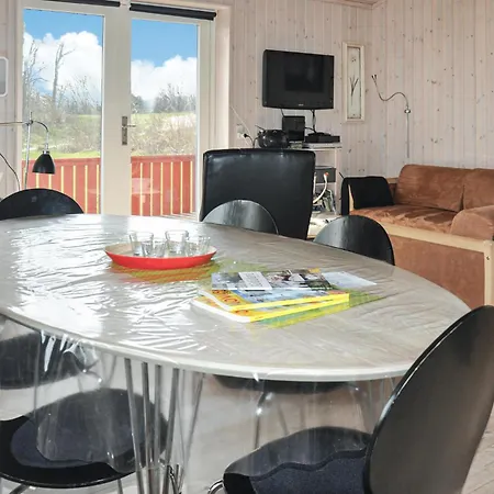 Holiday home Stunning In Sydals With Kitchen *